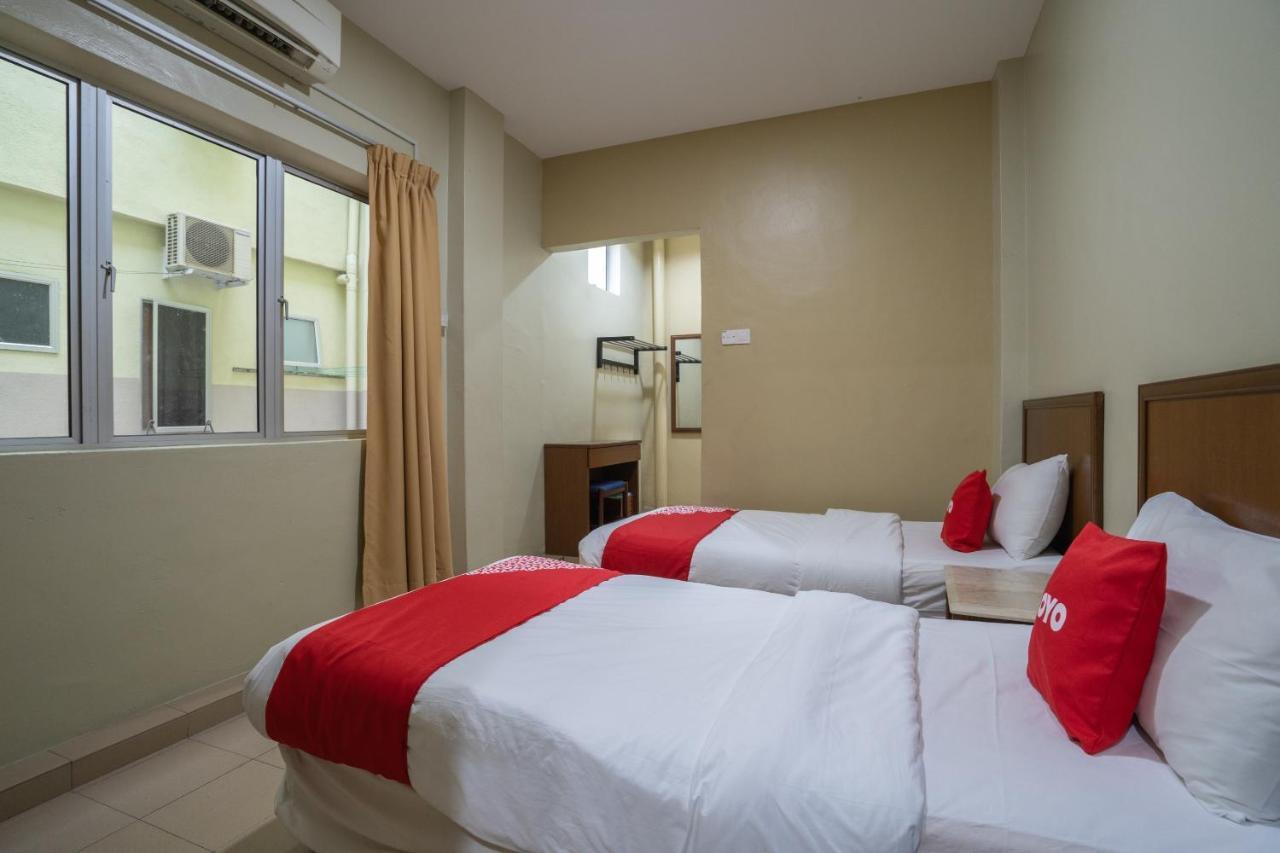 De Clinique Hotel Kampong Pasir Bogak Extérieur photo