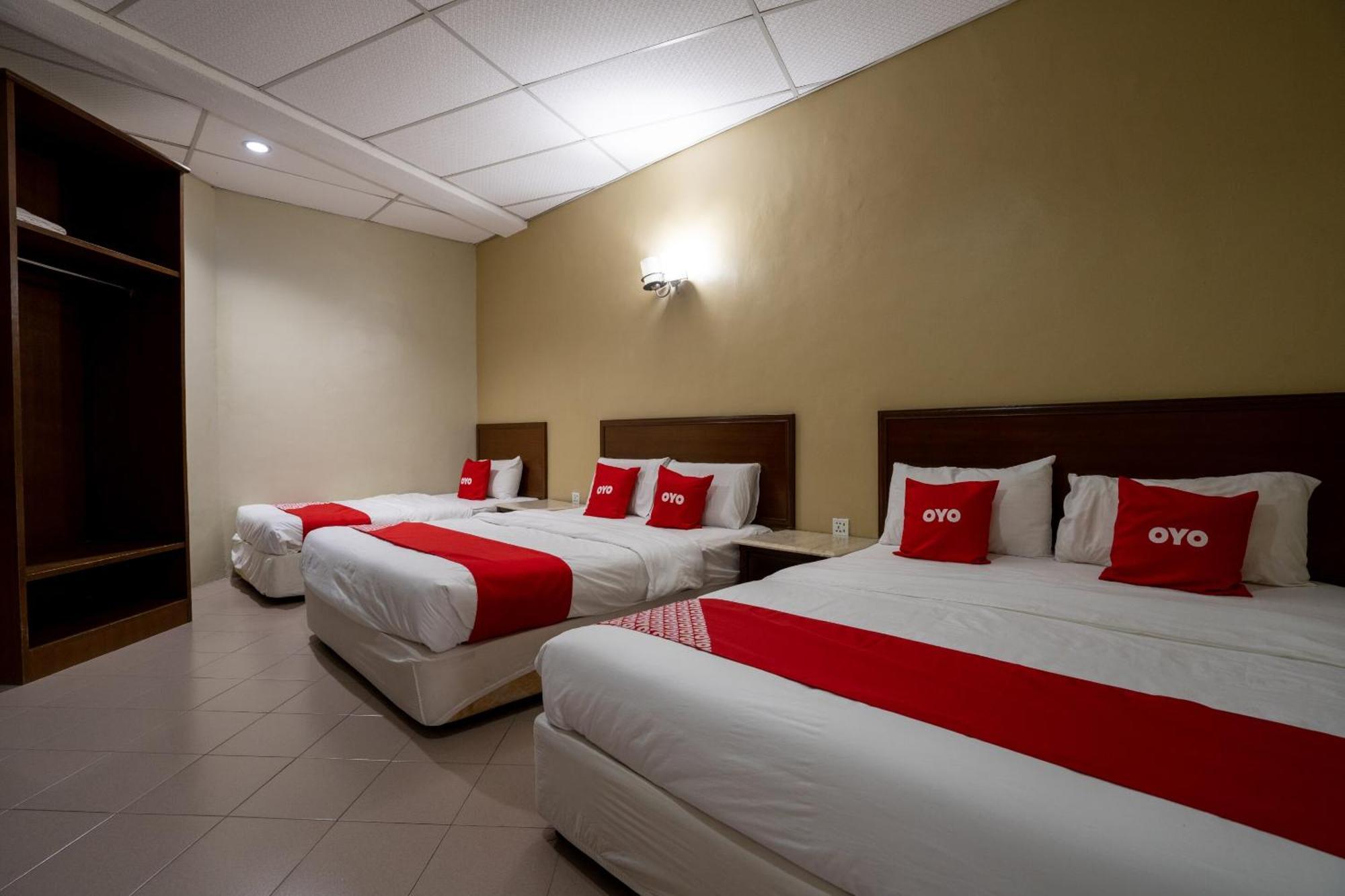 De Clinique Hotel Kampong Pasir Bogak Extérieur photo