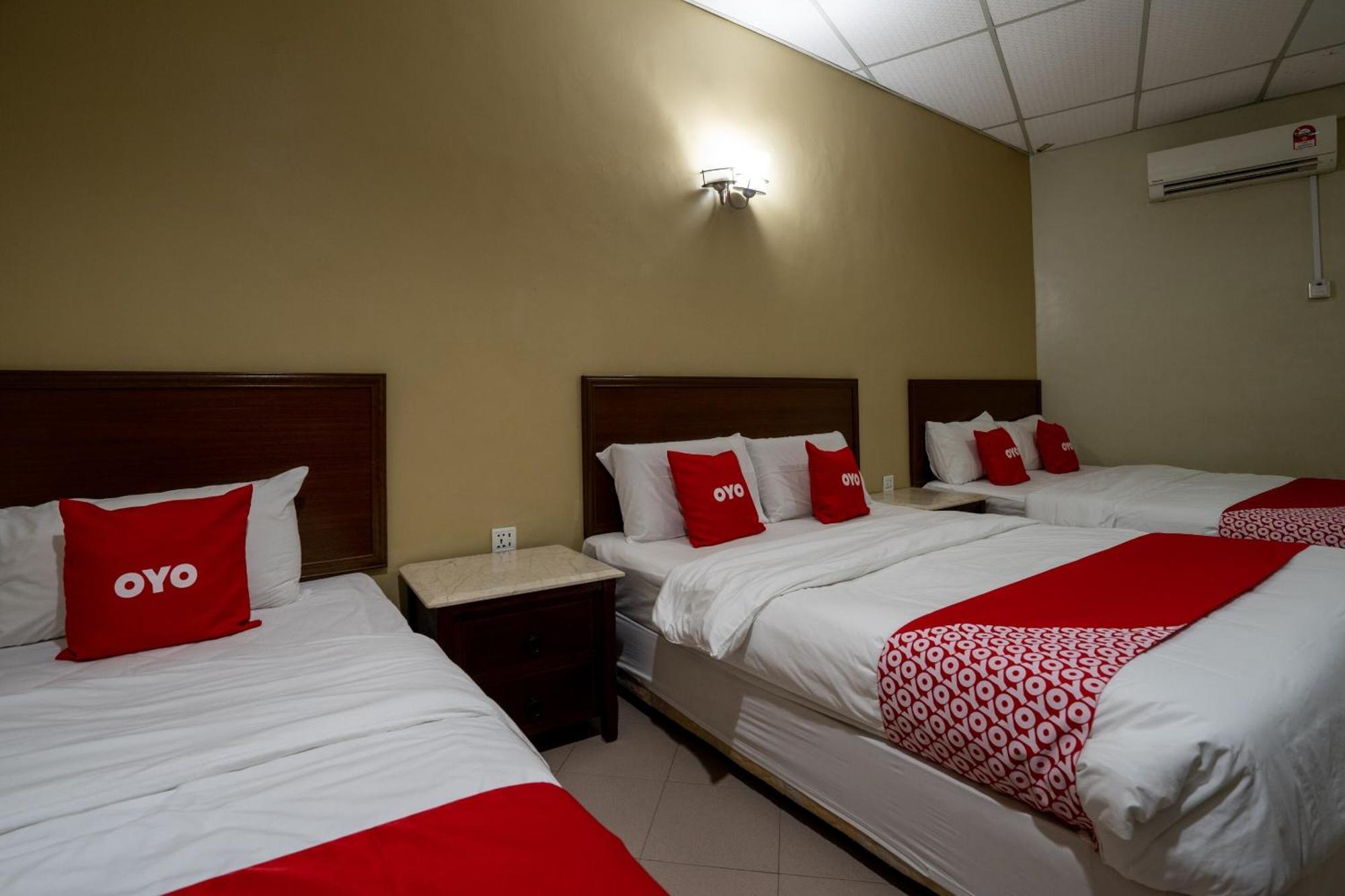 De Clinique Hotel Kampong Pasir Bogak Extérieur photo