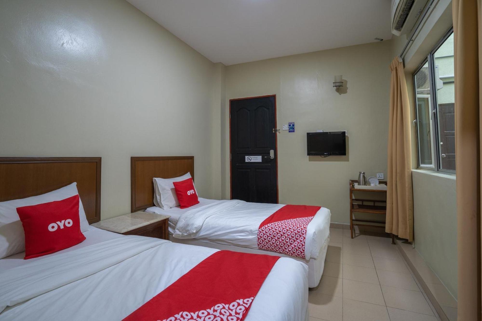 De Clinique Hotel Kampong Pasir Bogak Extérieur photo