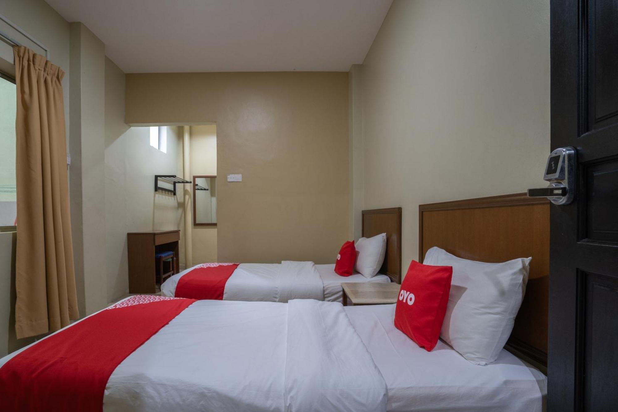 De Clinique Hotel Kampong Pasir Bogak Extérieur photo
