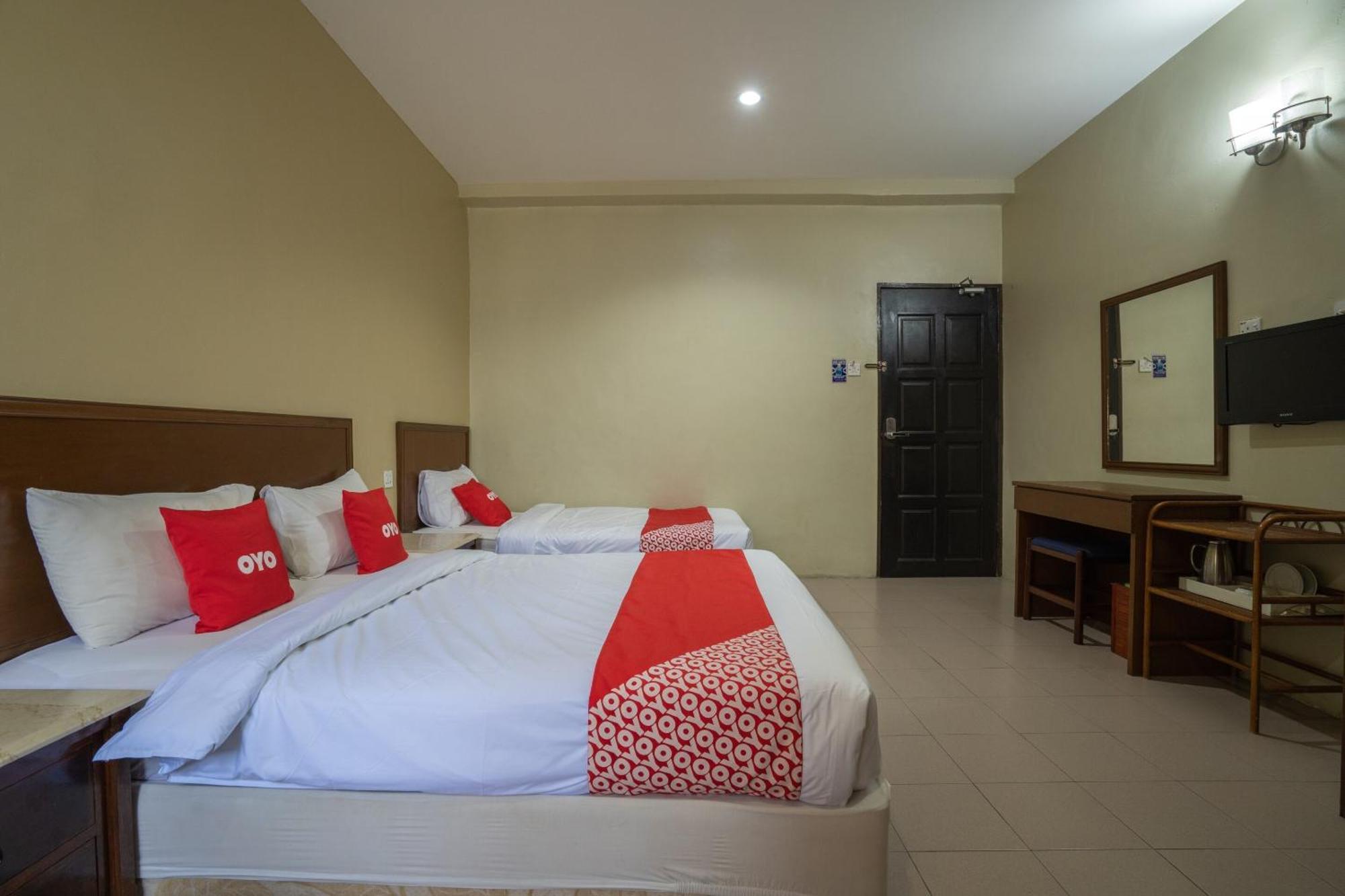 De Clinique Hotel Kampong Pasir Bogak Extérieur photo