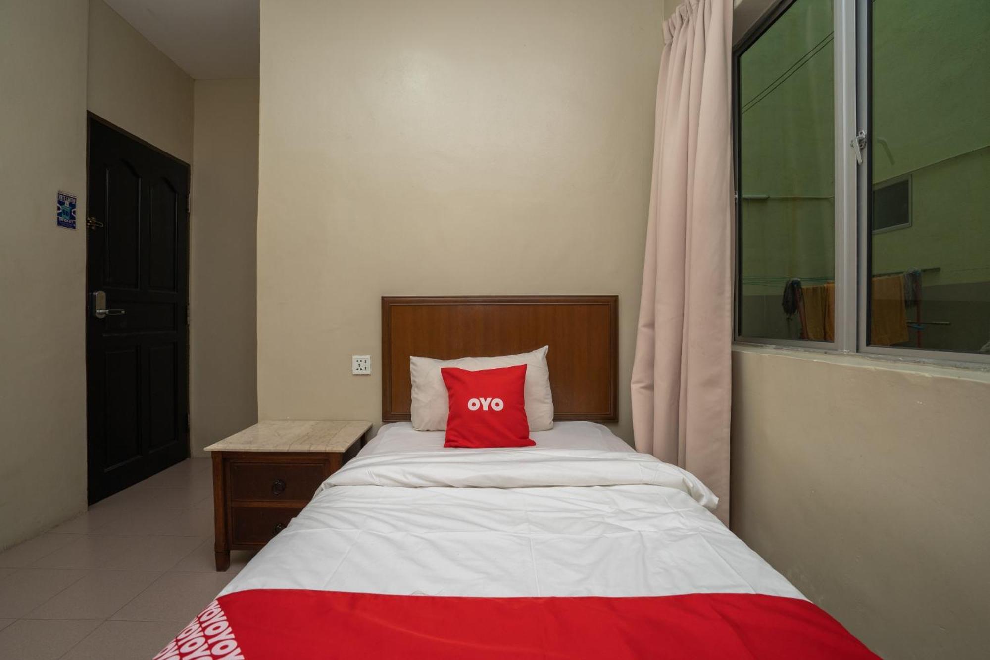 De Clinique Hotel Kampong Pasir Bogak Extérieur photo