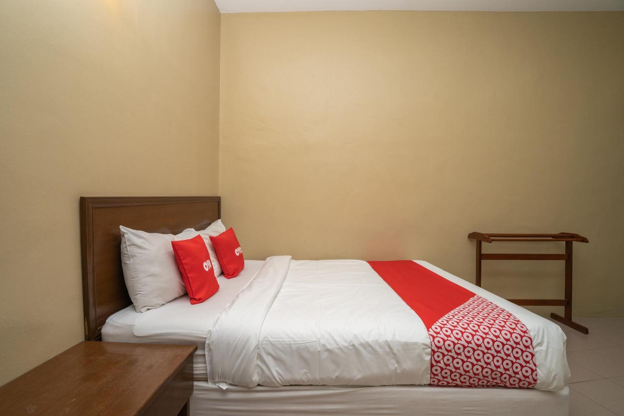 De Clinique Hotel Kampong Pasir Bogak Extérieur photo