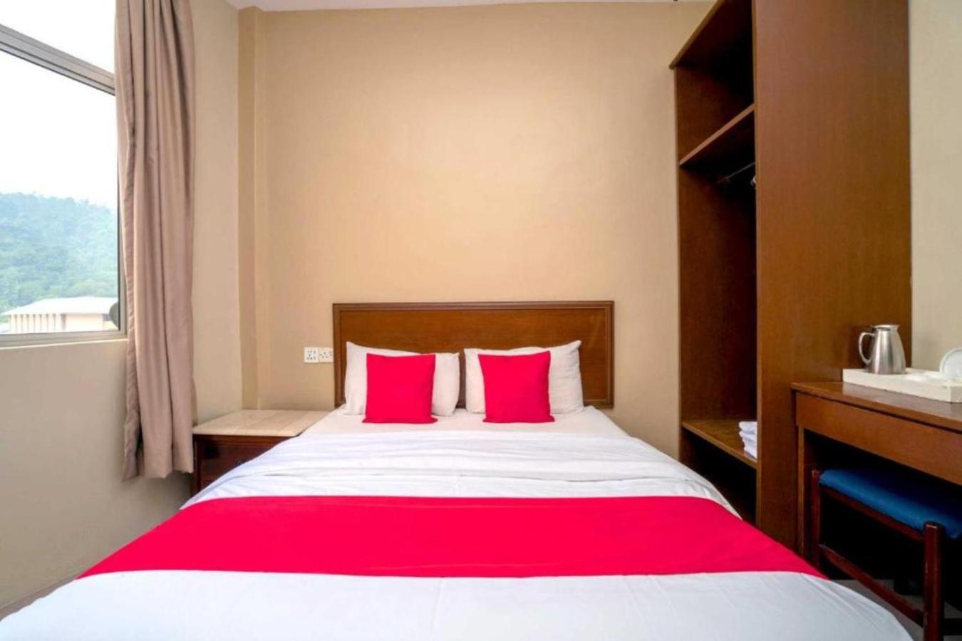 De Clinique Hotel Kampong Pasir Bogak Extérieur photo